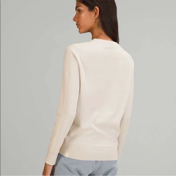 Lululemon Athletica Cream Crew Neck Sweater cotton cashmere - Picture 2 of 3